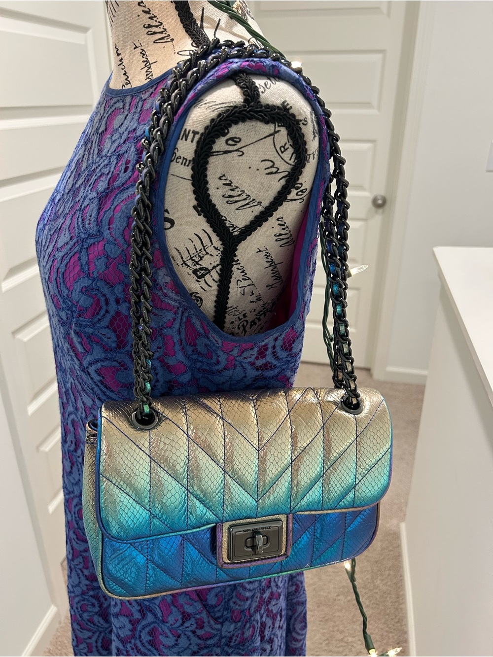 Karl Lagerfeld Paris Agyness (Mermaid Purse) Brand NEW must see gorgeous - Picture 4 of 15